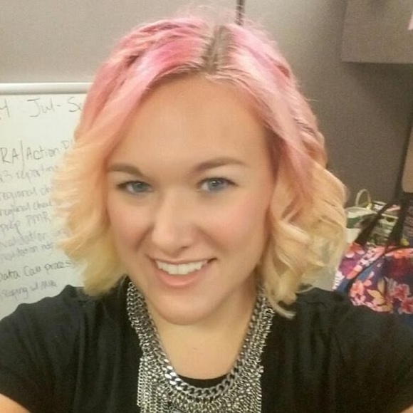 Meet your Posher, Megan - Picture 1 of 1